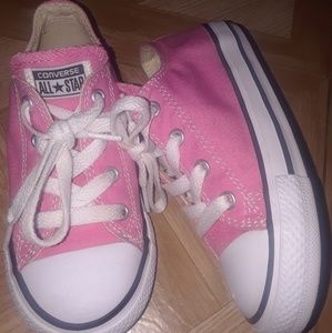 Toddler's converse all star